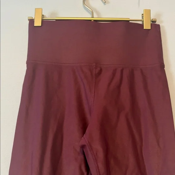 CARBON38 burgundy 7/8 shine leggings- size small - Picture 3 of 6